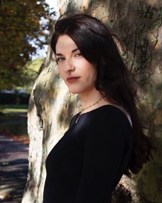 A headshot of strand curator Katie Spooner. 